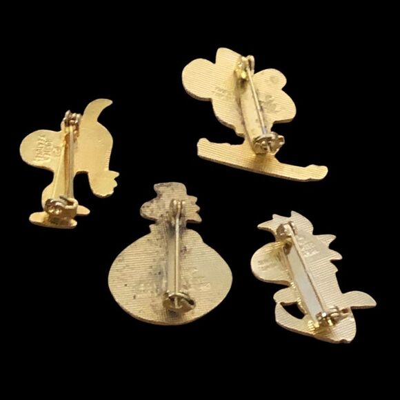 BOGO Vintage Alva Taiwan Snoopy Pins - Picture 4 of 5